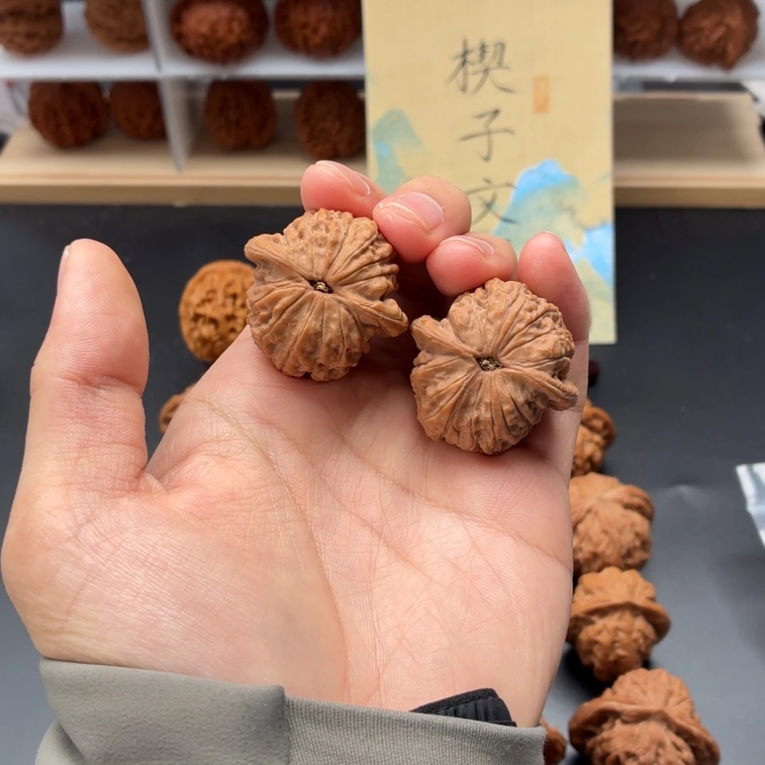文玩核桃把件血麒麟36全品无修