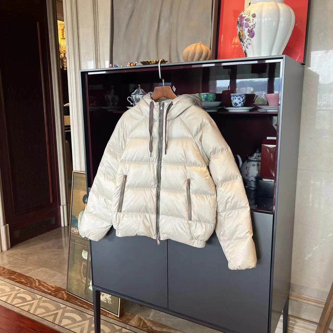漫颜刘聚酯米色羽绒服2023夏季新品连帽拉链宽松上衣