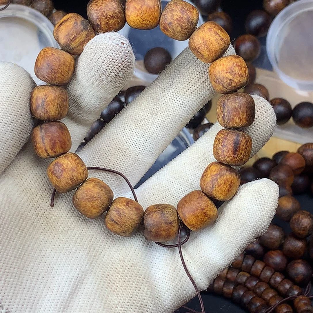 贡木手串/手链1213橘红油雪花龙粗抛