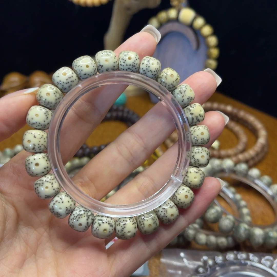 很***.星月菩提手串星月飘花