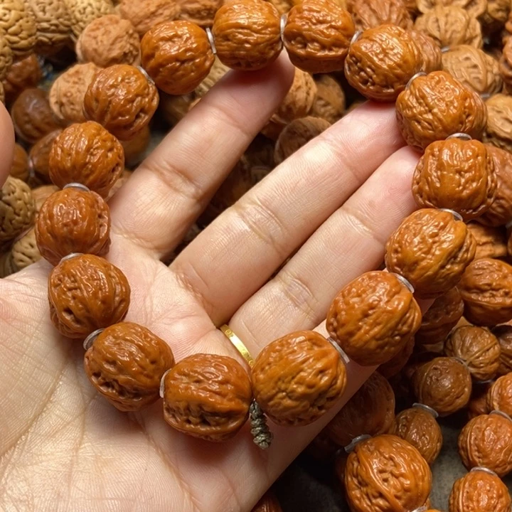 文玩核桃吊坠亲***琪方墩手串