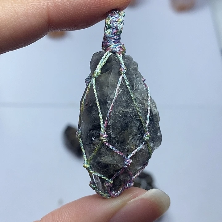 未镶嵌颈饰水晶闪灵钻原石网兜