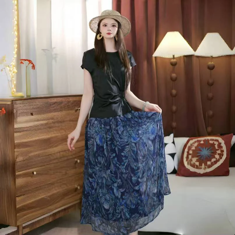 专柜原版正品2025夏季新款设计师气质显瘦高腰半身裙女