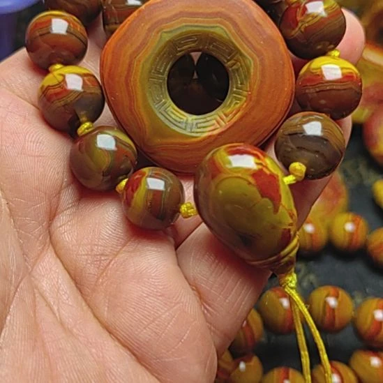 玛瑙/玉髓合金颈饰