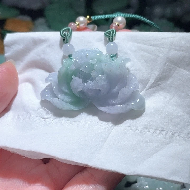 颈饰未镶嵌翡翠天