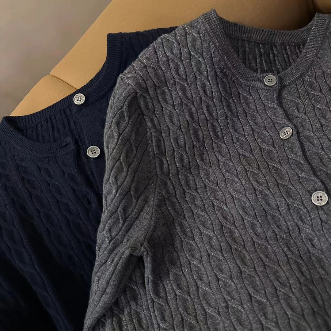 Millonthe【绞花毛衣】24s两色绞花女款小开衫DATING