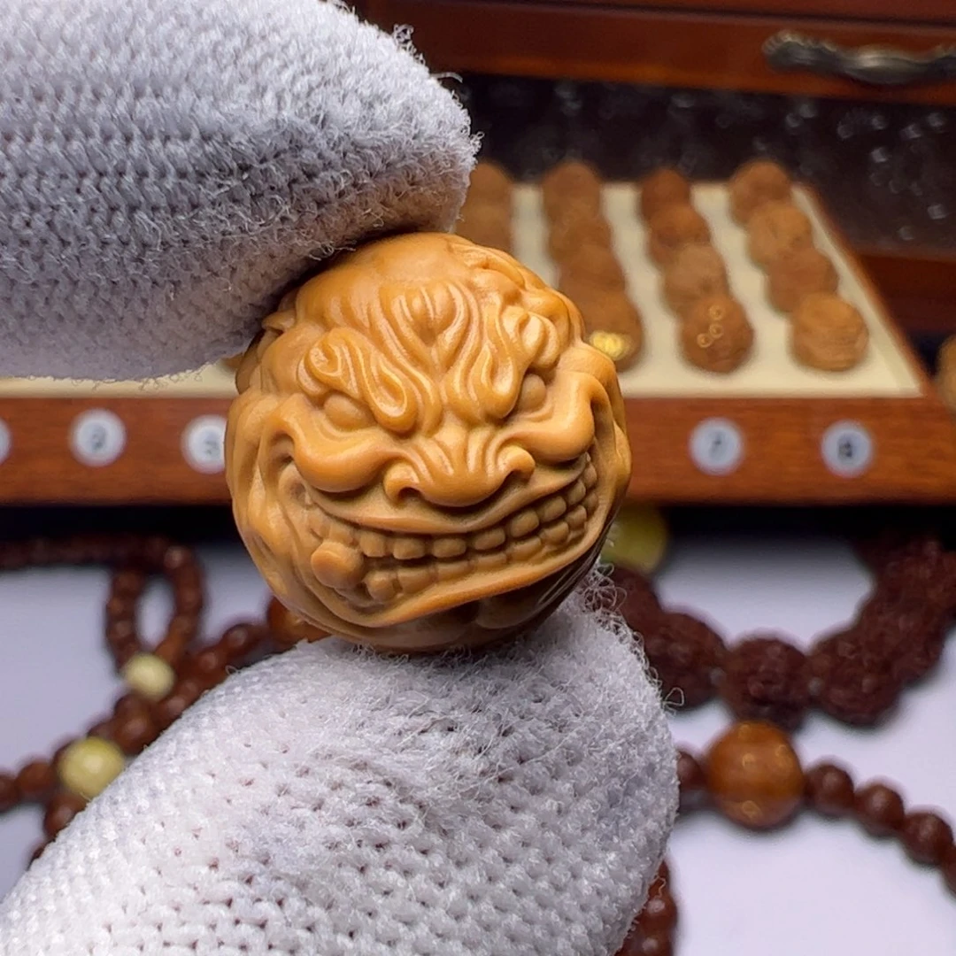 猴头核桃把件精工小辫子烟鬼17➕18