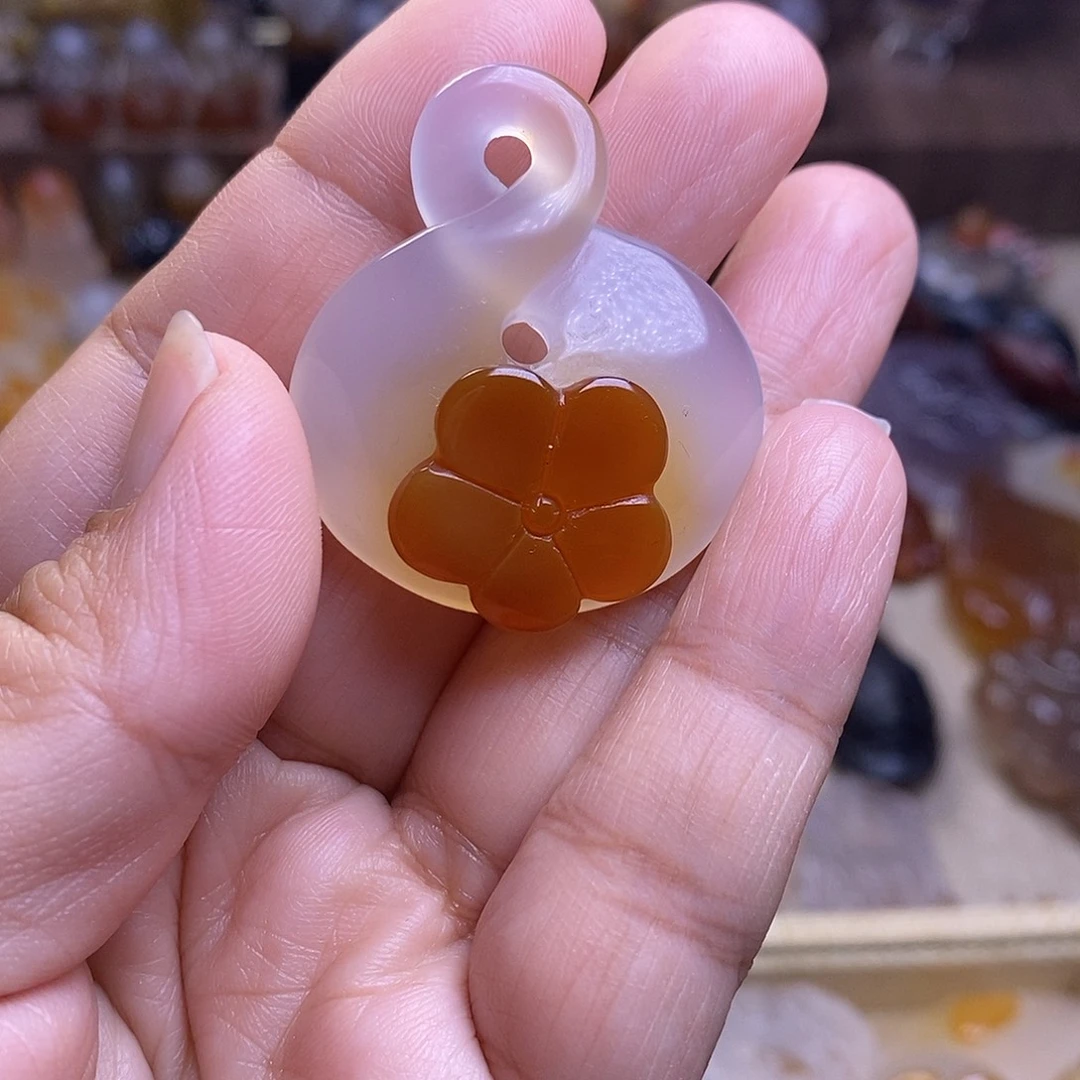 玛瑙/玉髓未镶嵌颈饰