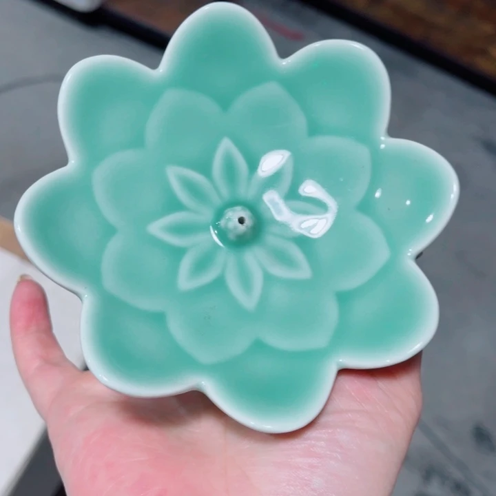 青瓷哈哈哈哈哈哈哈哈哈哈哈