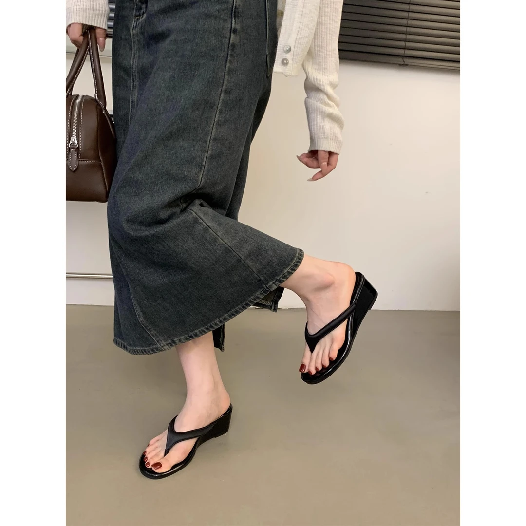【香港DcSU专柜国际女鞋馆】坡跟人字拖时尚韩版厚底拖鞋女夏季外穿