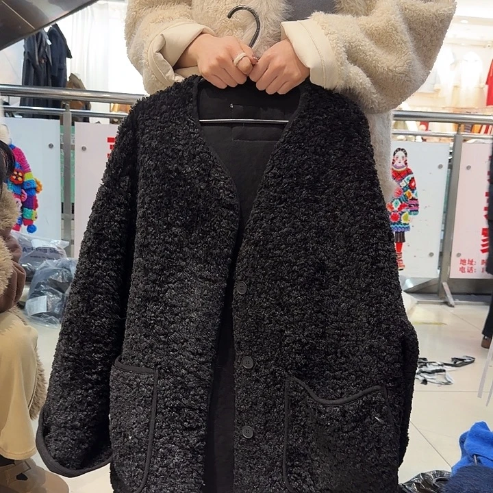 毛衣柜和衣服等各种