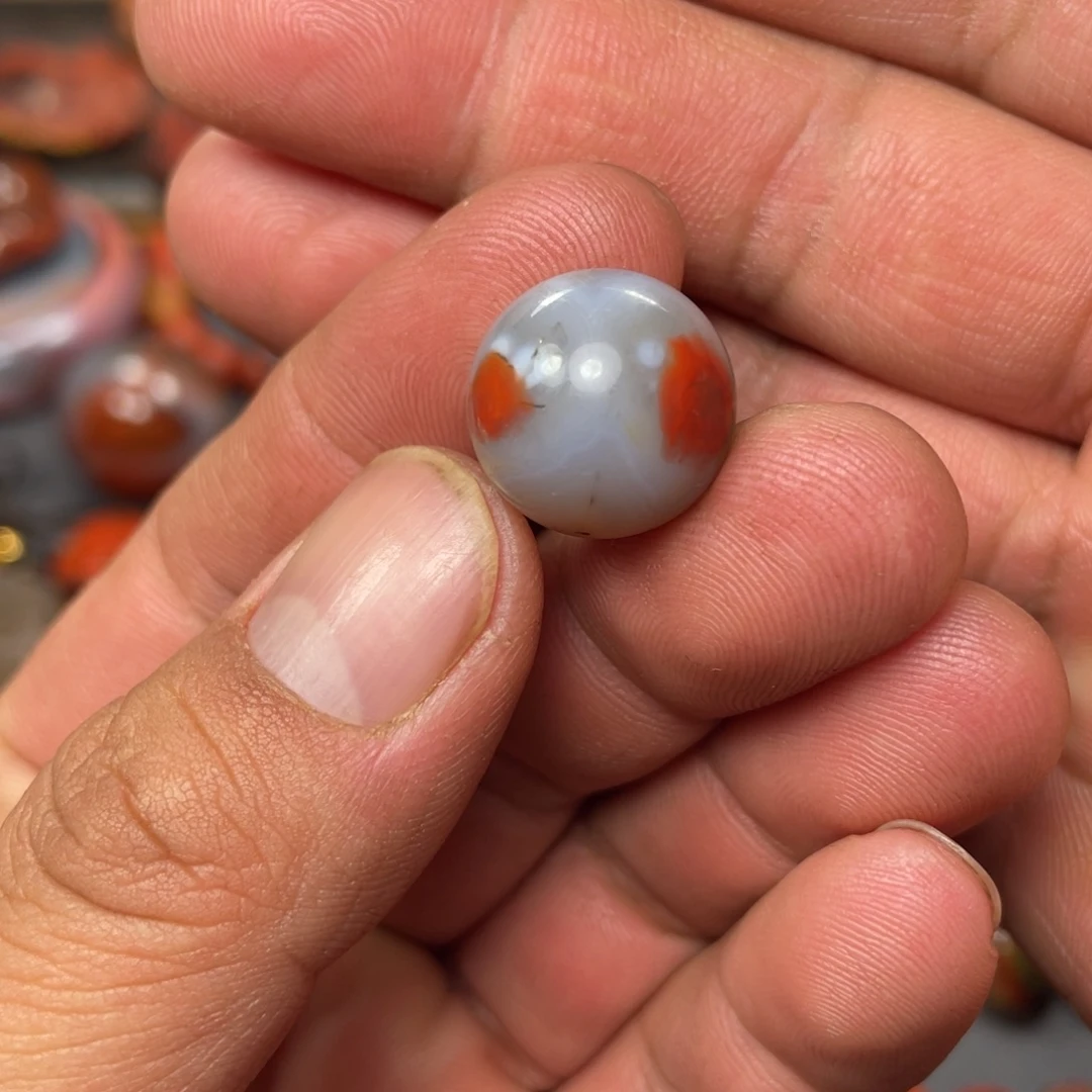 南红玛瑙未镶嵌手链