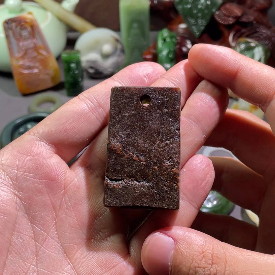 颈饰未镶嵌和田玉