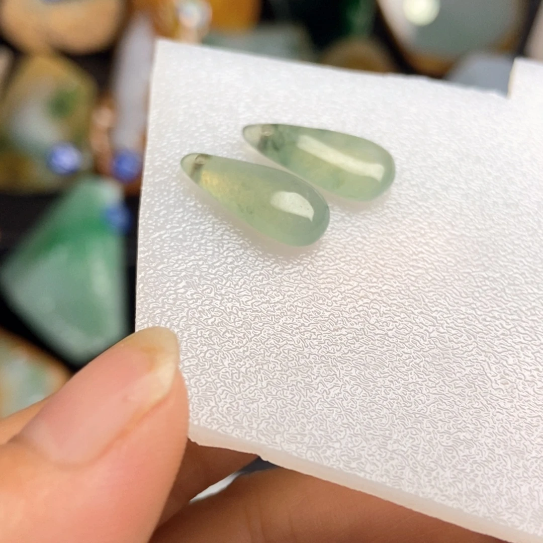 定制翡翠未镶嵌天然缅甸翡翠定制一对