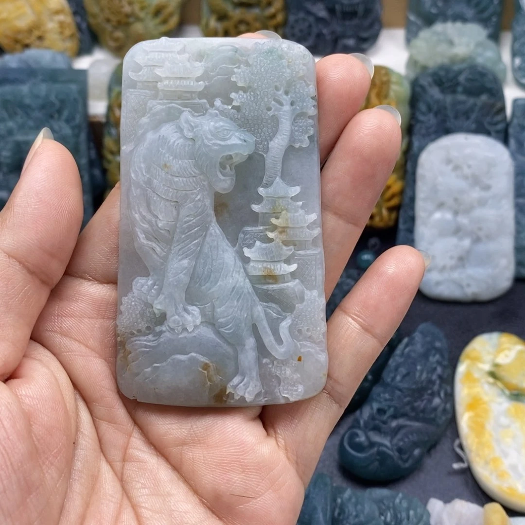 未镶嵌定制翡翠翡翠