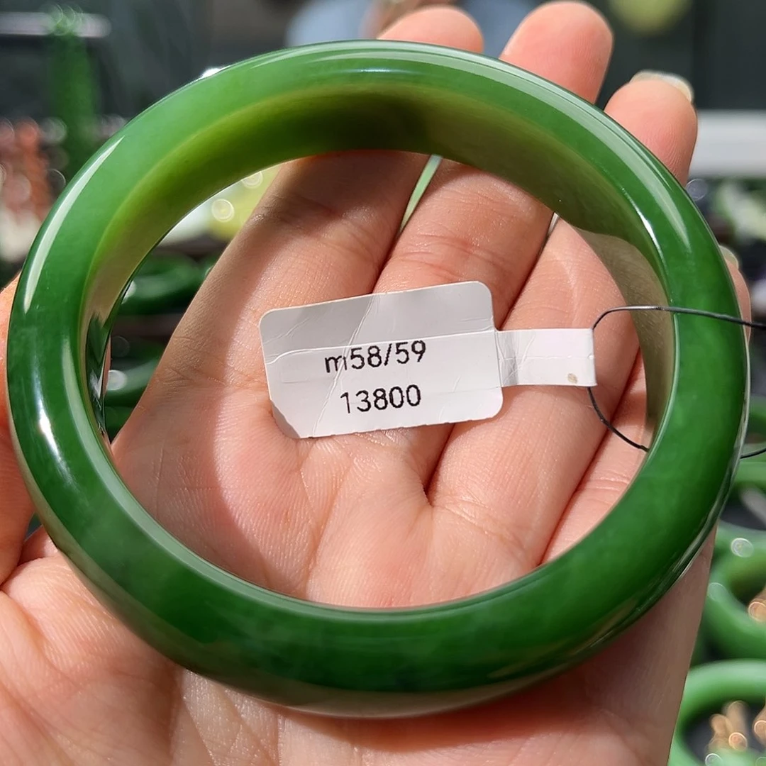 和田玉（碧玉）手镯未镶嵌