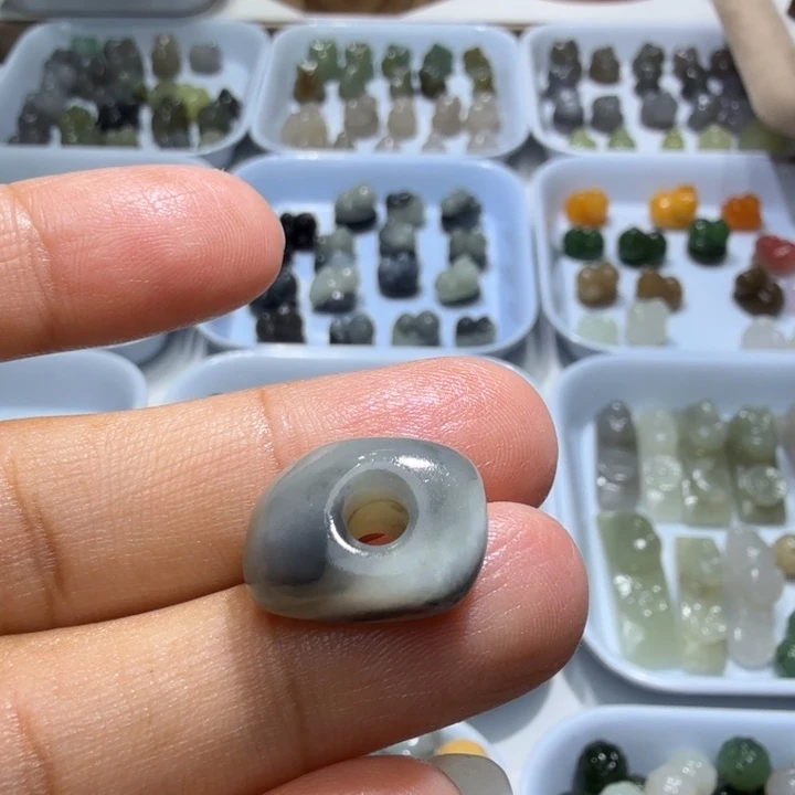 未镶嵌和田玉珠宝半成品