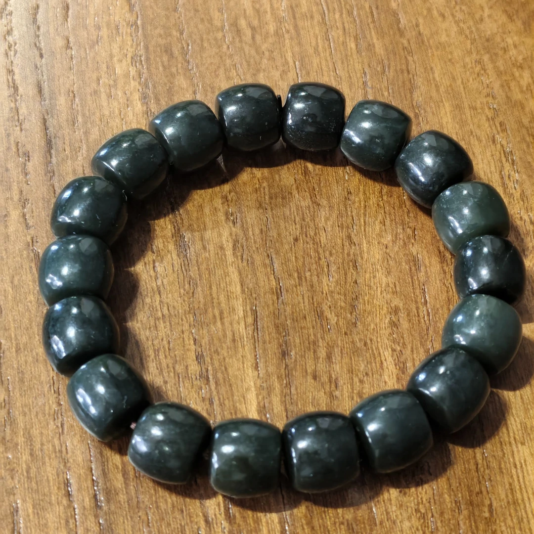 卡12黑青老型珠手串