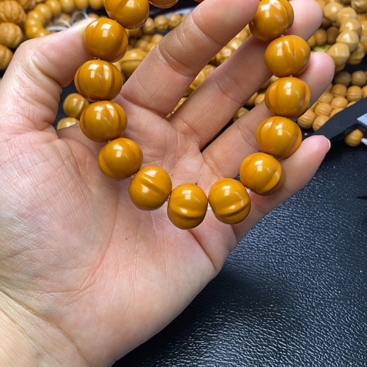 猴头核桃手串猴头