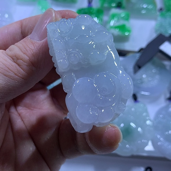 翡翠未镶嵌颈饰天然翡翠A货吊坠