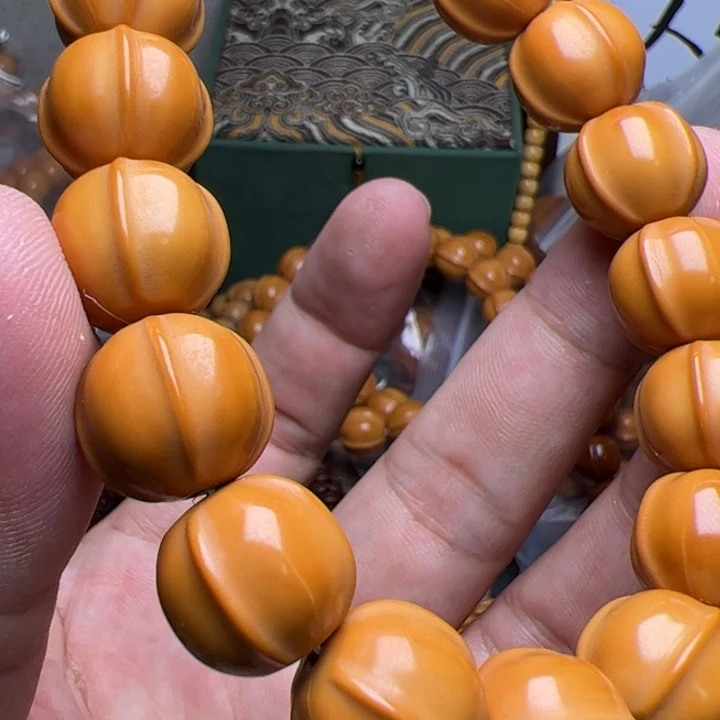 猴头核桃吊坠大宝