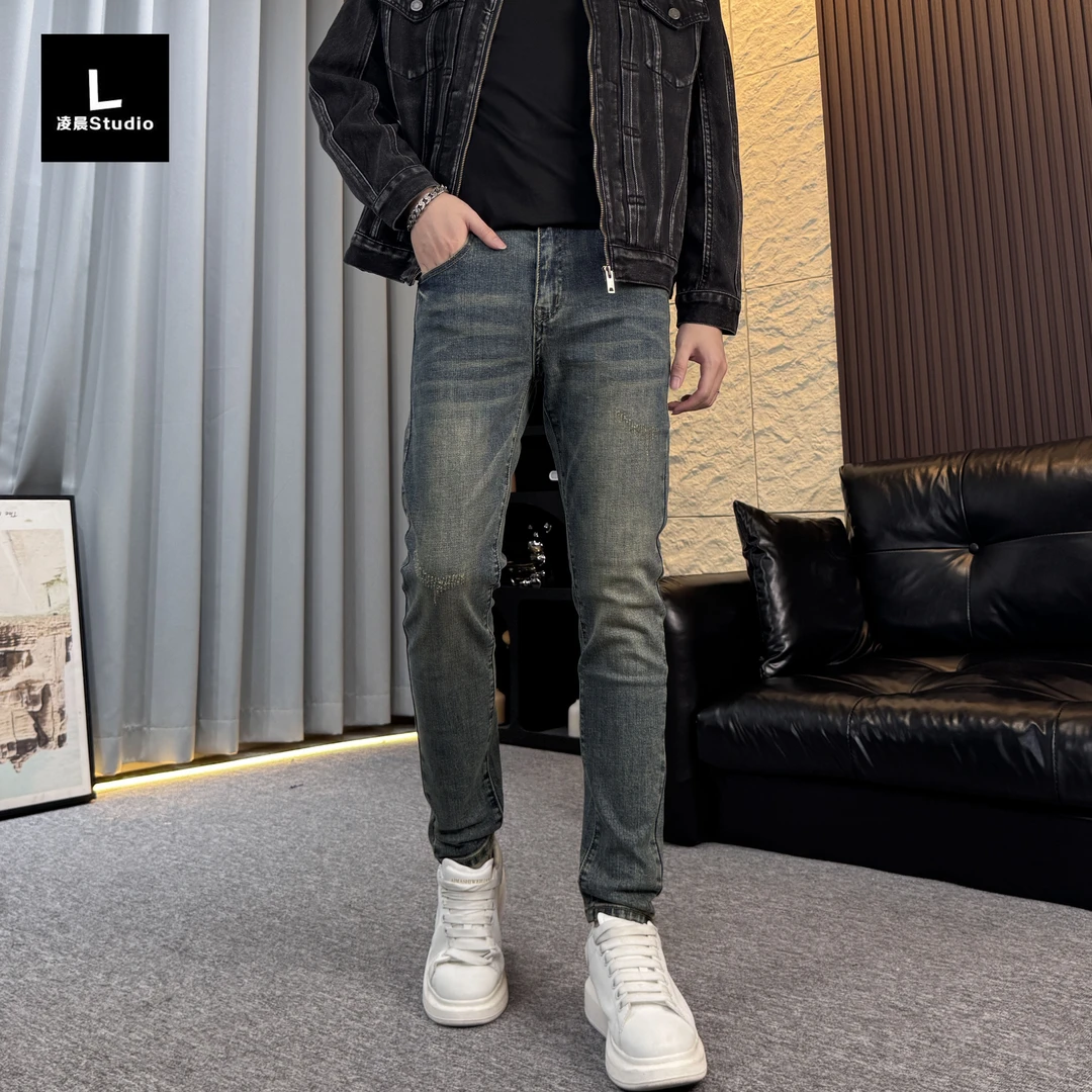 2025新款秋季牛仔裤男修身潮流百搭蓝色小脚裤时尚韩版牛仔裤男款