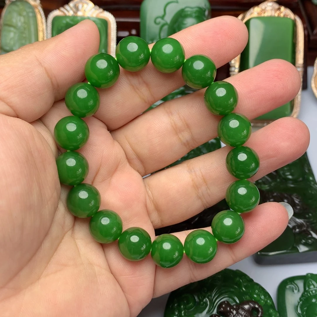 颈饰未镶嵌和田玉晨*