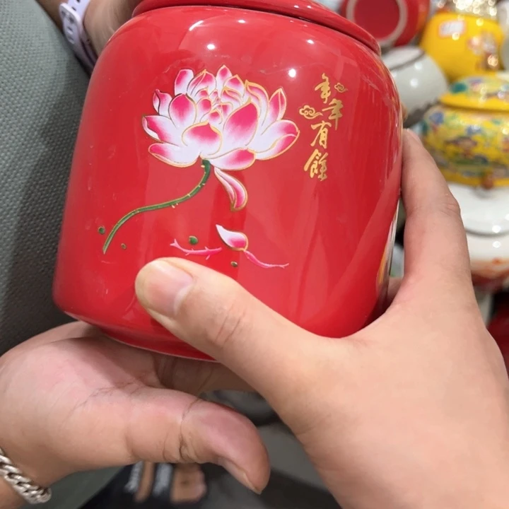 瑕疵福利品陶瓷茶叶罐介意勿拍