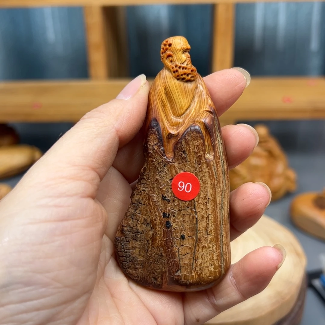 只***跑木崖柏木摆件手把件