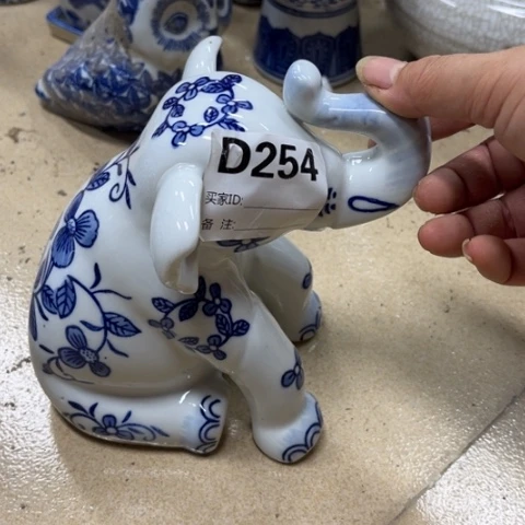 瓷片瑕疵瓷片不退不换。。。。。。。。。。。