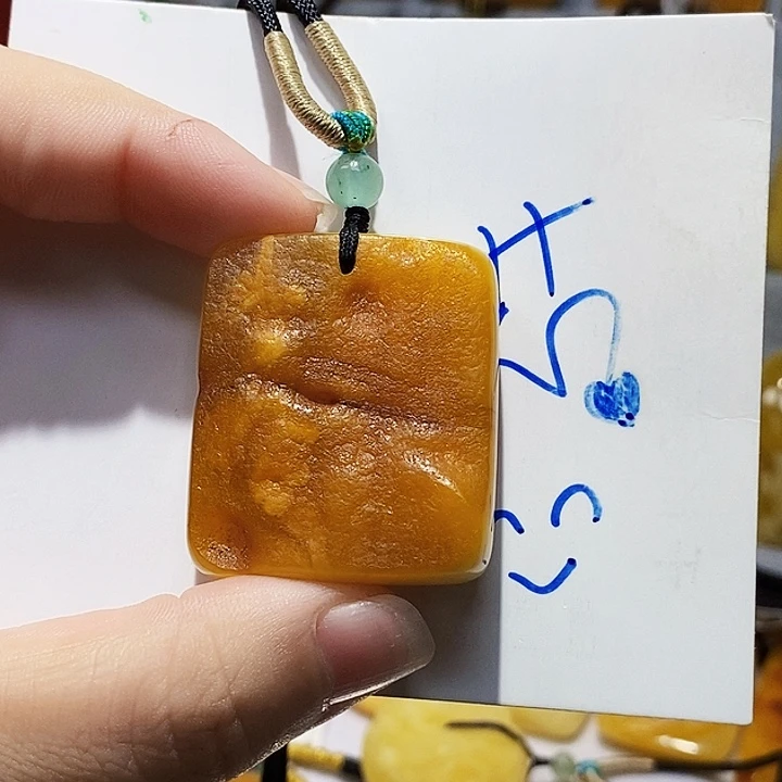 定制琥珀未镶嵌蜜蜡