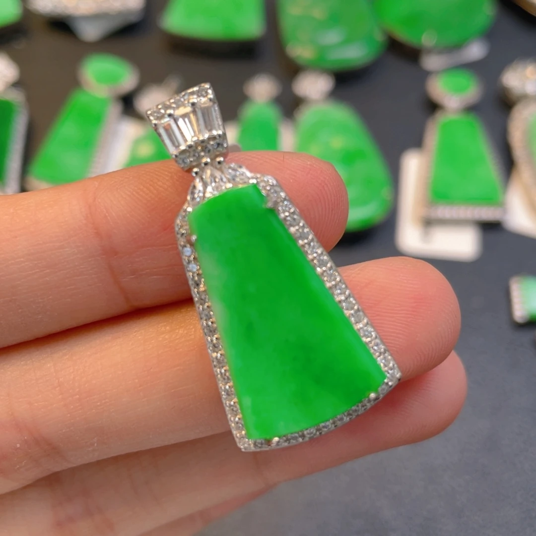 翡翠银S925镶嵌颈饰