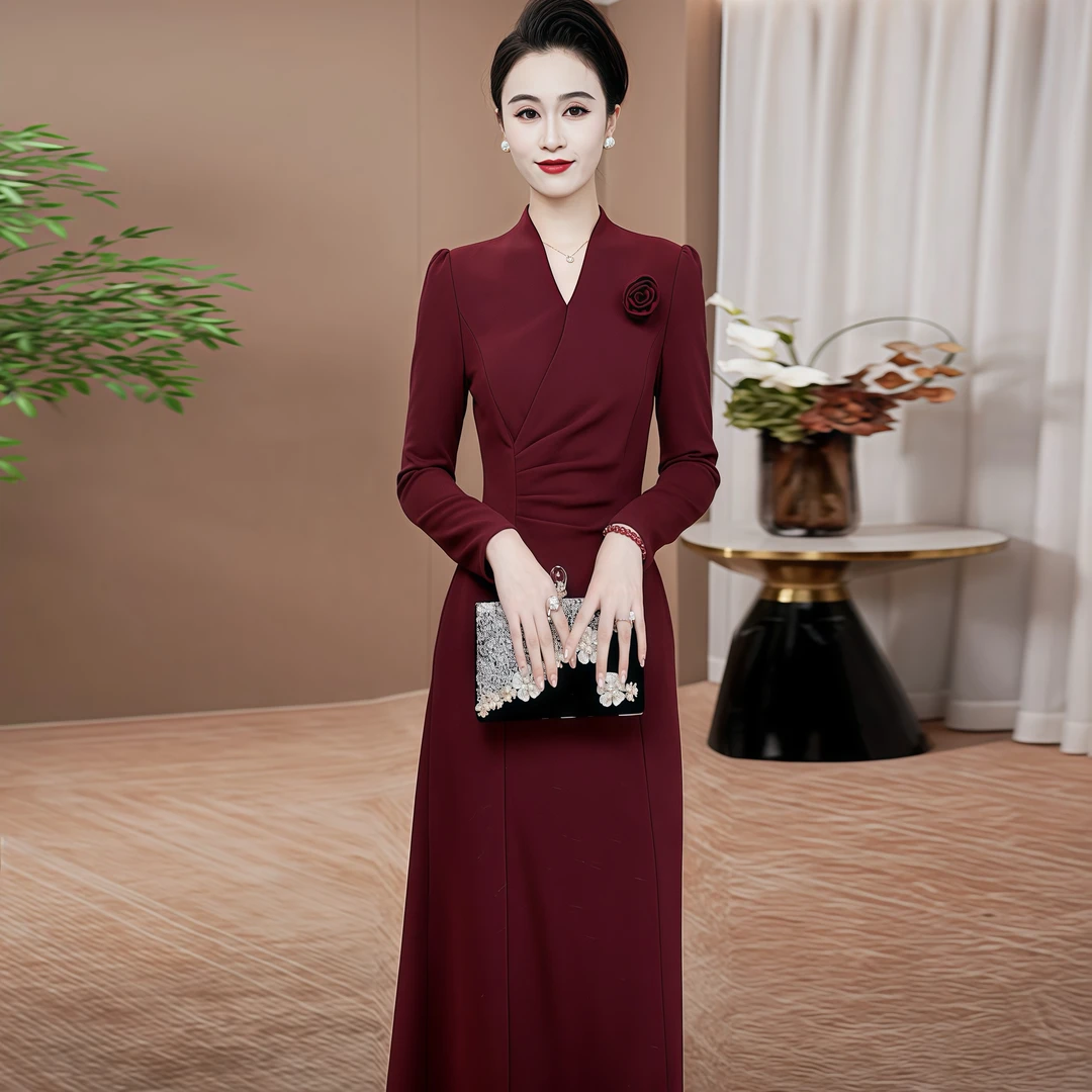 高级感连衣裙秋季新款优雅显瘦修身喜妈妈礼服2025新款爆款长裙17