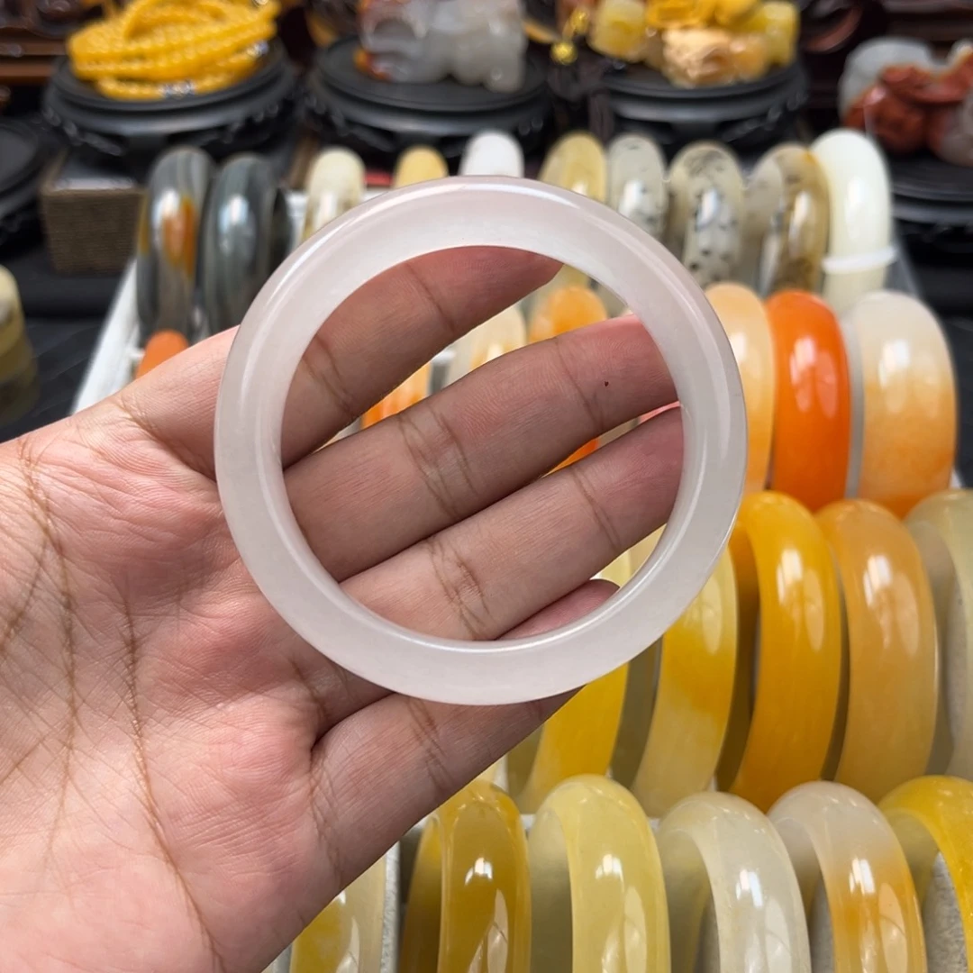 石英质玉（黄龙玉）手镯未镶嵌珠*哲