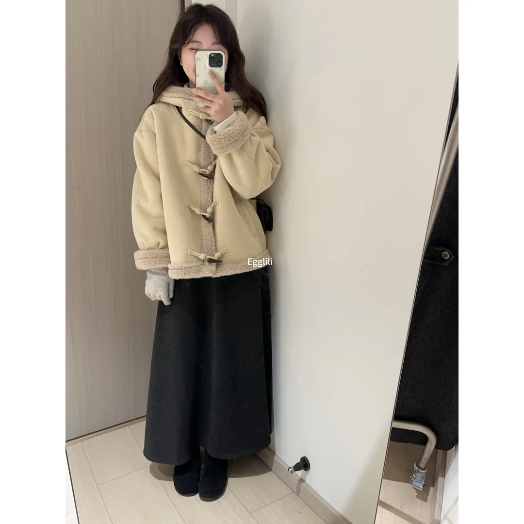 【韩代连帽糕糕毛外套】牛角扣皮毛一体