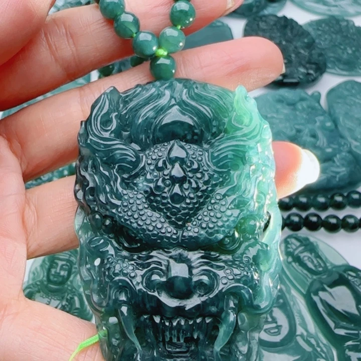 翡翠未镶嵌颈饰多样性发货天然A货翡翠