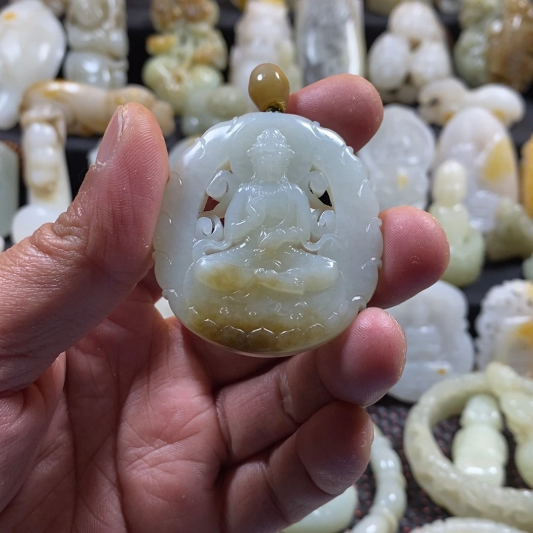 和田玉颈饰未镶嵌