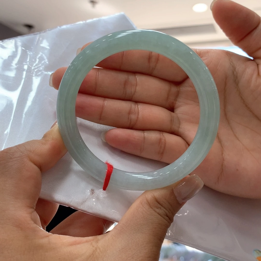 翡翠手镯未镶嵌买断