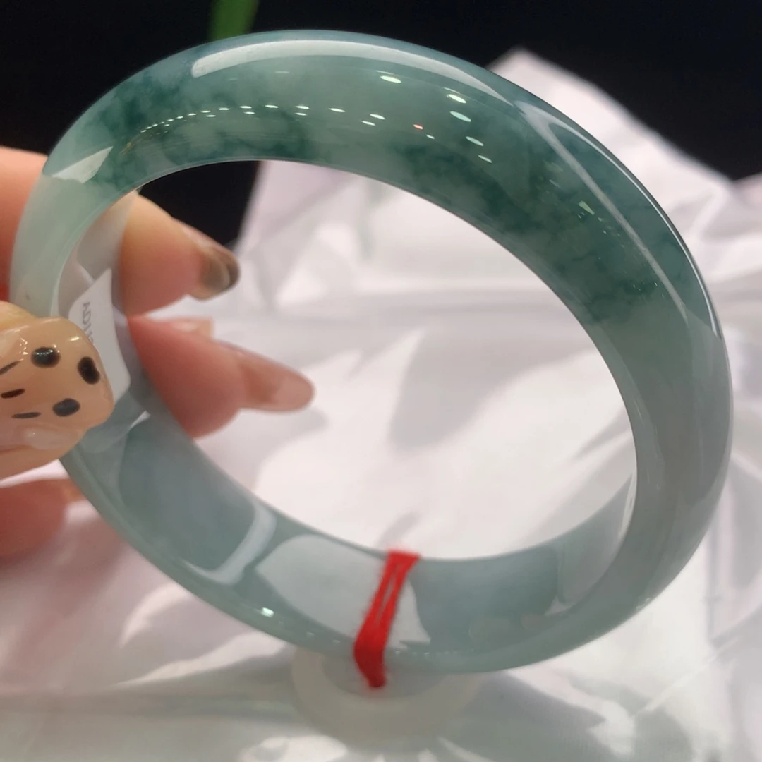 翡翠手镯未镶嵌圈口57.7