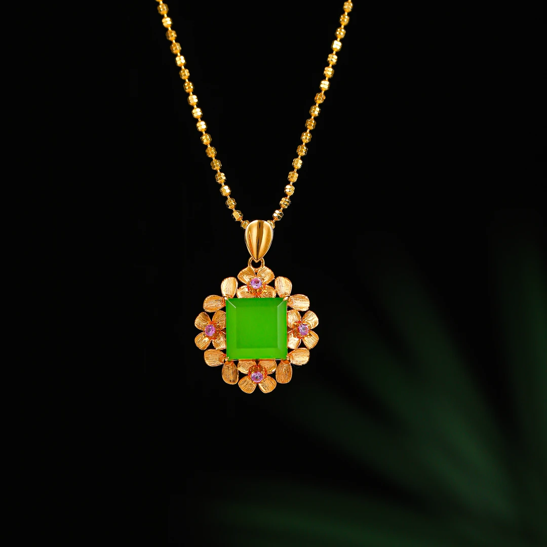 平安顺遂 福佑加身 诸事圆满8mm金苹果绿方糖HNZ11137