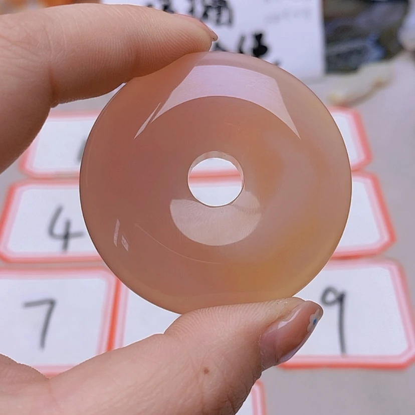 【闪购商品】玛瑙/玉髓未镶嵌珠宝半成品阿****?