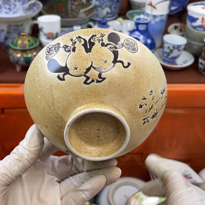 他家瓷器真美…开播了