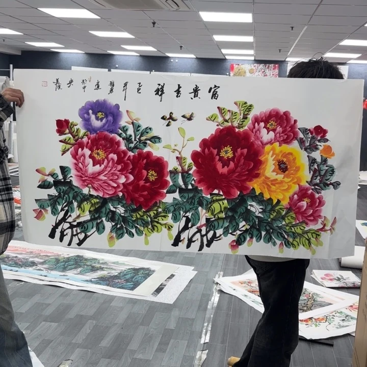 字画等多种形式的艺术作品和艺术作品