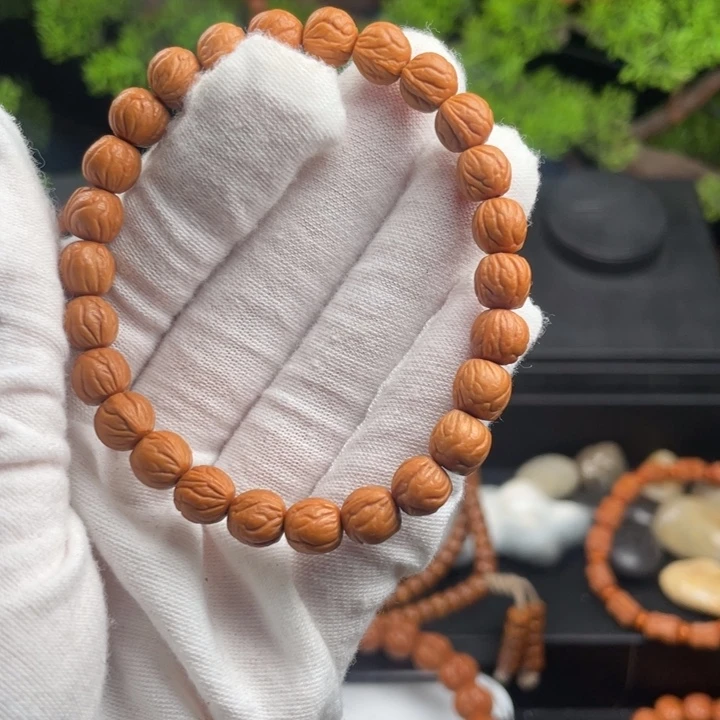 用***壹桃核吊坠精品单圈