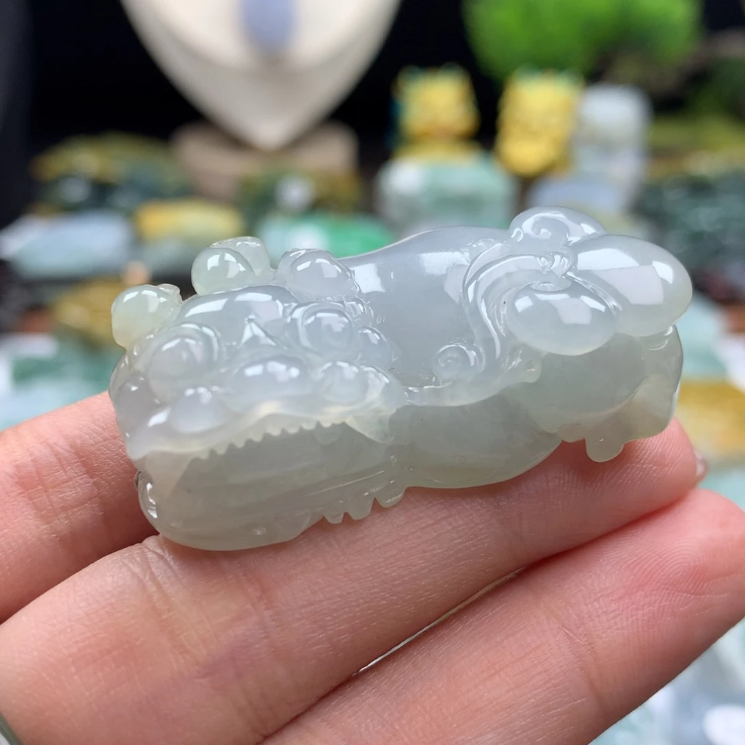 翡翠未镶嵌颈饰貔貅21
