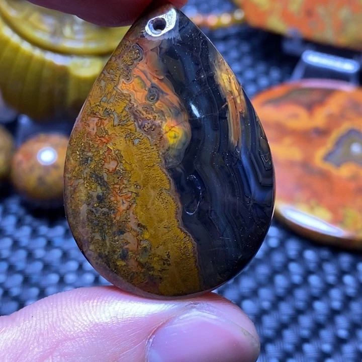 玛瑙/玉髓颈饰未镶嵌