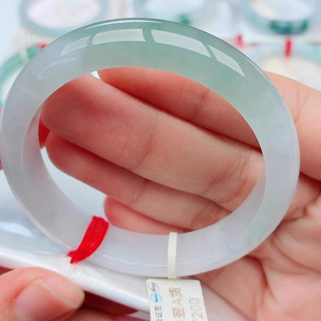 翡翠未镶嵌手镯天然翡翠手镯