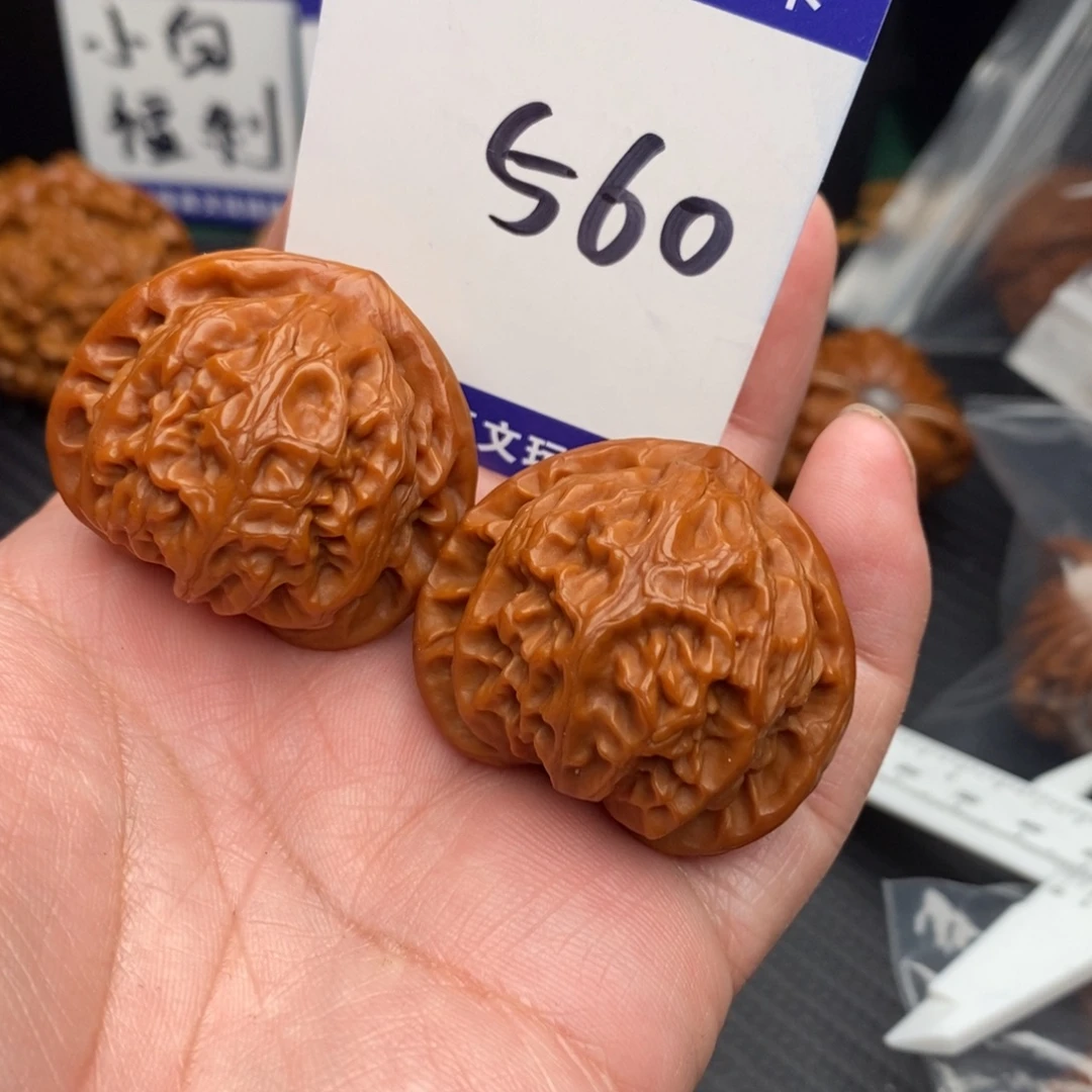 把件桃核宫灯38momo