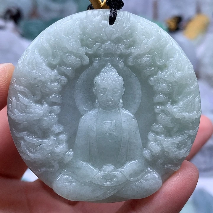 翡翠未镶嵌颈饰霸气侧漏九龙大日如来两面工艺福利洒乌鸡料