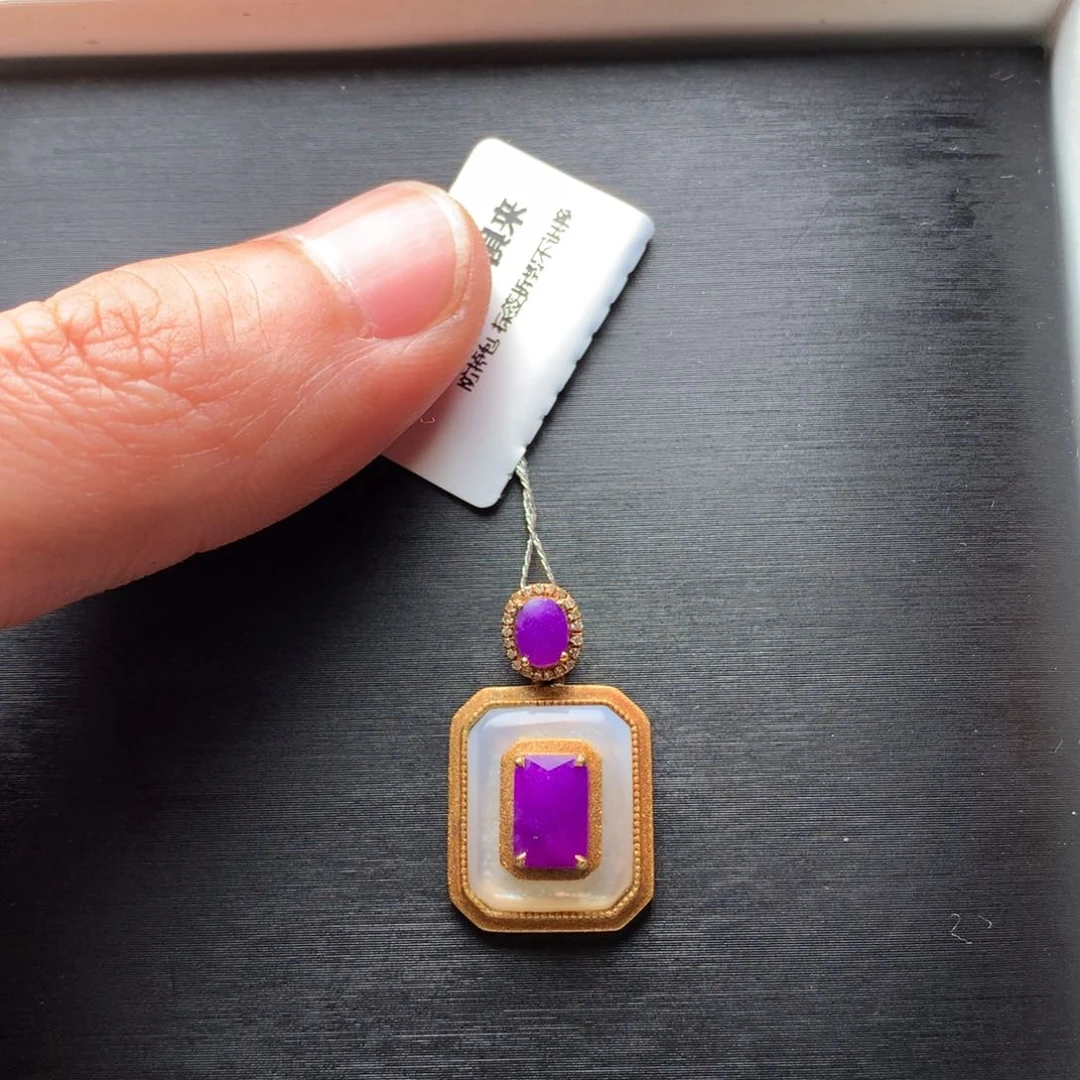 苏纪石（舒俱来）吊坠18K金镶嵌